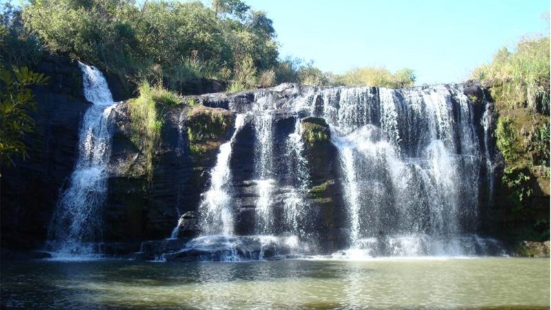 Cascata do Rio Comanda&iacute;