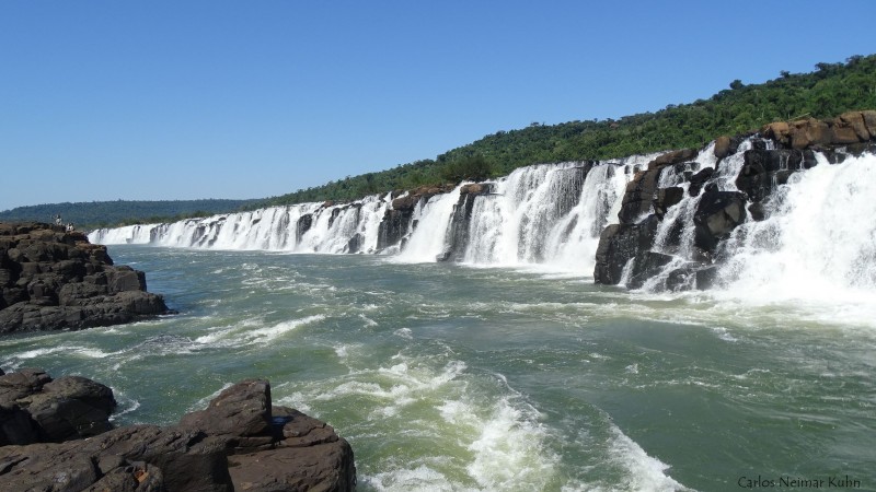 Salto do Yucum&atilde; tem 1.800 metros de extens&atilde;o e quedas d'&aacute;gua com at&eacute; 12 metros de altura. Foto: Carlos Kuhn
